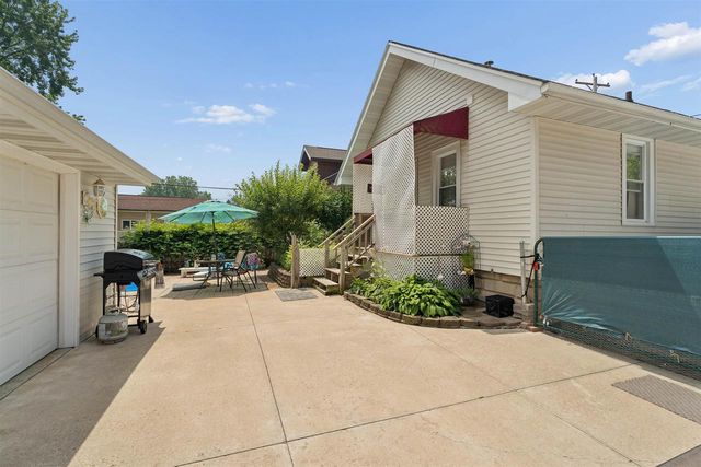 1320 N HARRIMAN STREET, Appleton, WI 54911