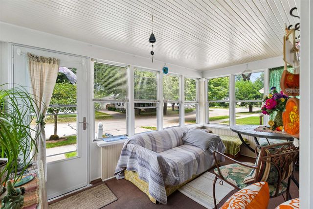 1320 N HARRIMAN STREET, Appleton, WI 54911