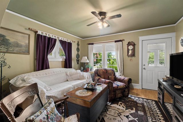 1320 N HARRIMAN STREET, Appleton, WI 54911