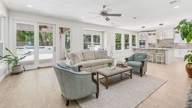 120 Bent Trail Drive, Southlake, TX 76092