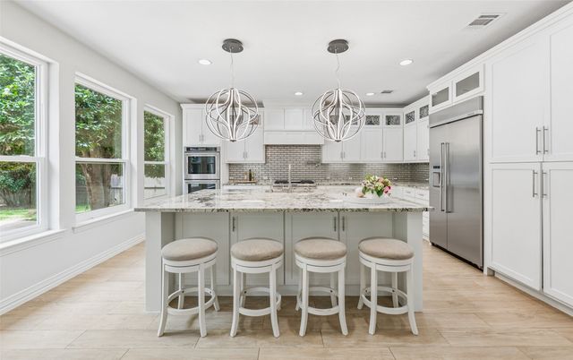 120 Bent Trail Drive, Southlake, TX 76092