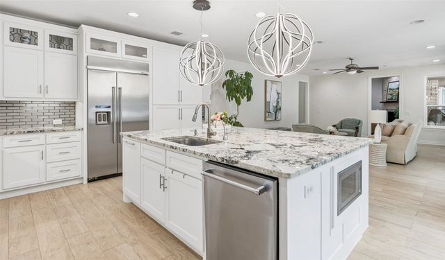 120 Bent Trail Drive, Southlake, TX 76092