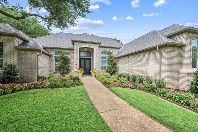 120 Bent Trail Drive, Southlake, TX 76092