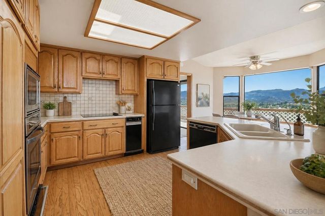 13676 Bear Mountain Way, Jamul, CA 91935