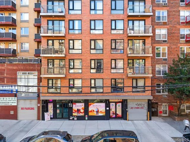143-16 41st Ave 4E, Flushing, NY 11355