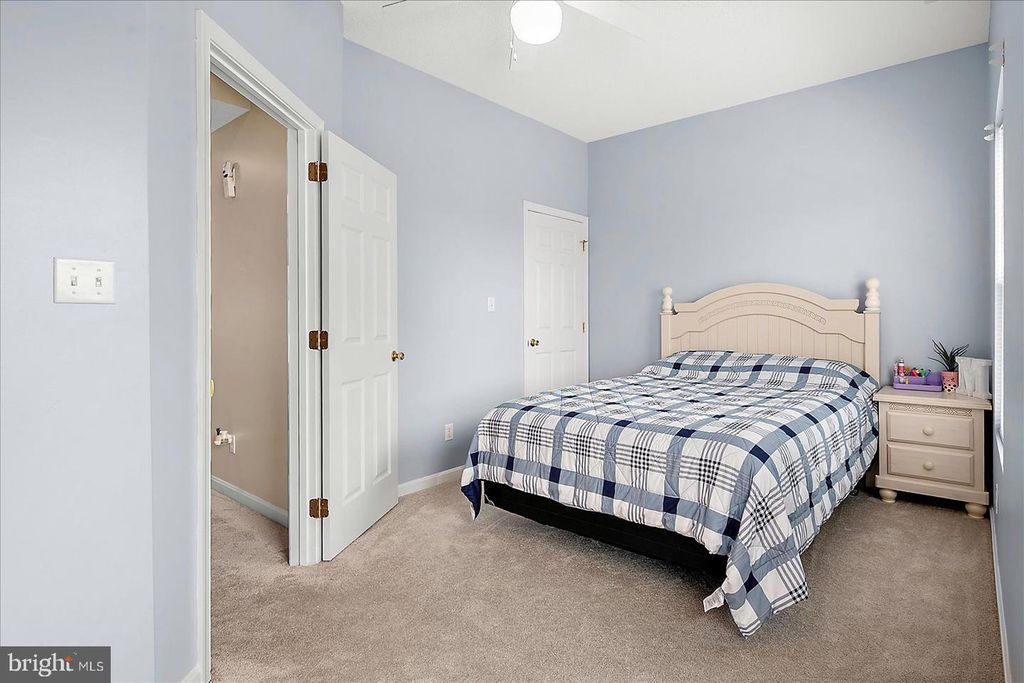 Image 25 of property listing at 712 BRADLEY RD #E, Ocean City, MD 21842