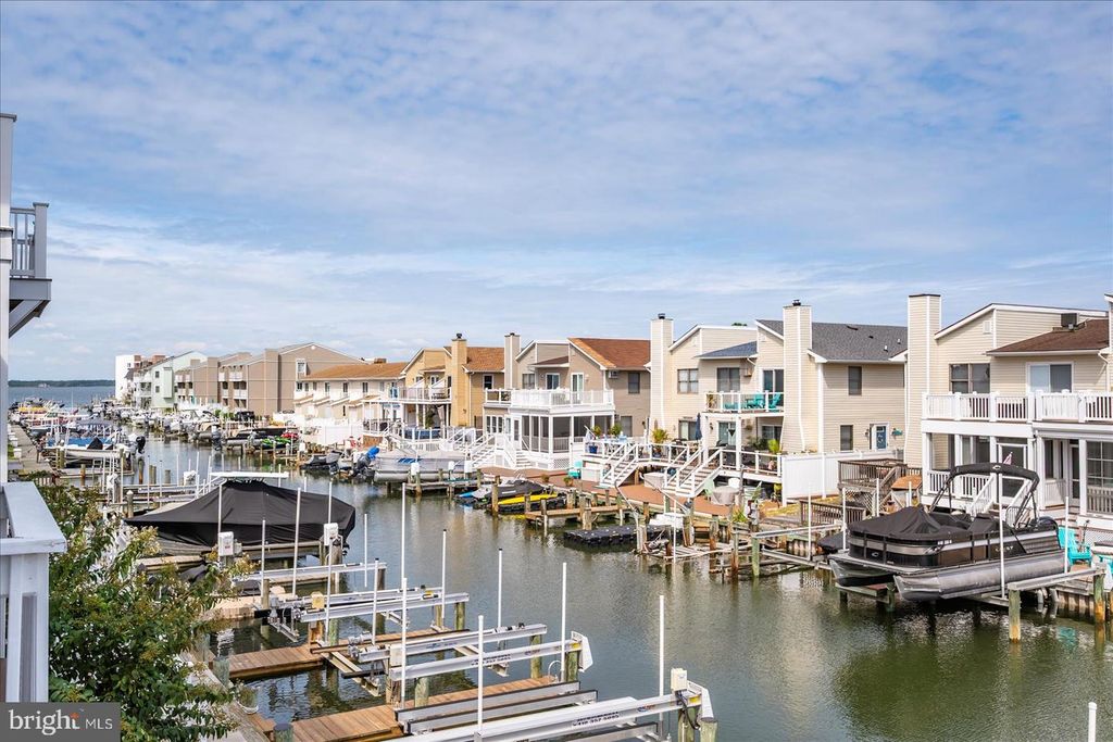 Image 3 of property listing at 712 BRADLEY RD #E, Ocean City, MD 21842