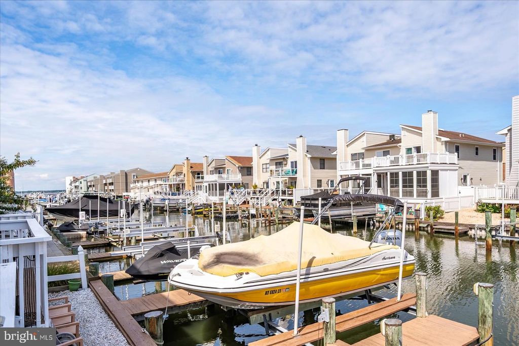 Image 41 of property listing at 712 BRADLEY RD #E, Ocean City, MD 21842