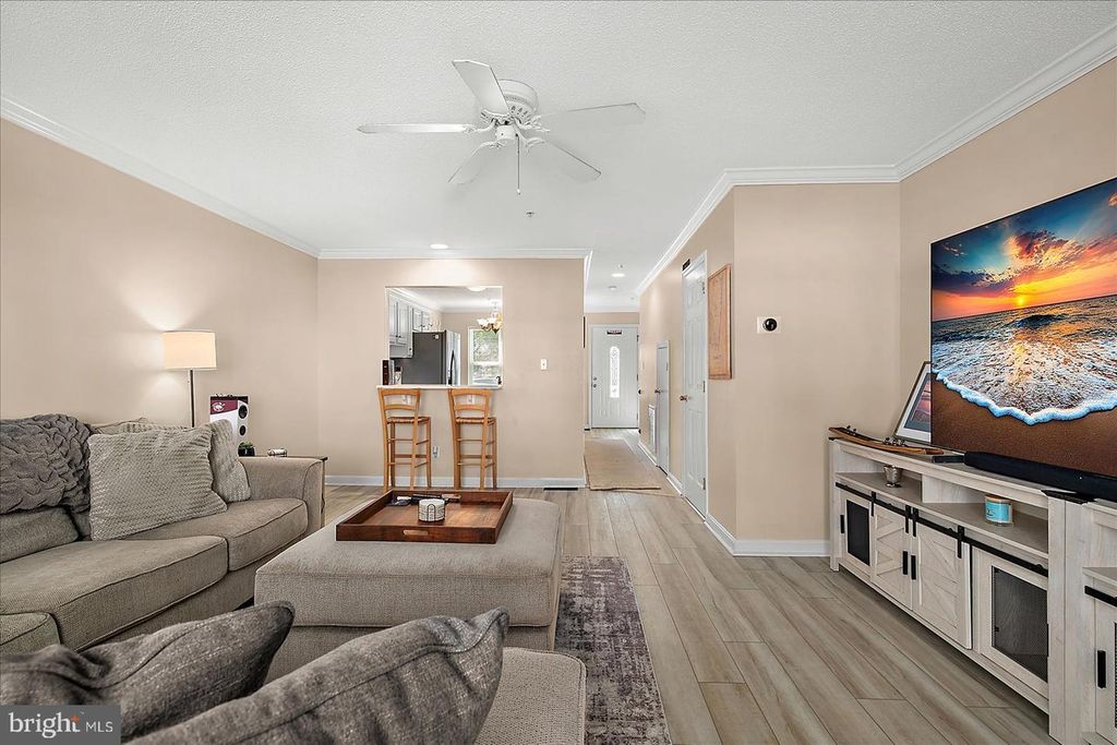 Image 9 of property listing at 712 BRADLEY RD #E, Ocean City, MD 21842