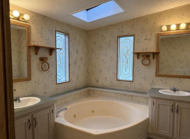 794 NE 521 STREET, Old Town, FL 32680
