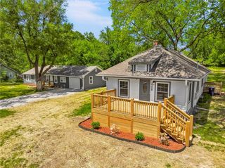 2308 NW 53rd Terrace, Kansas City, MO 64151