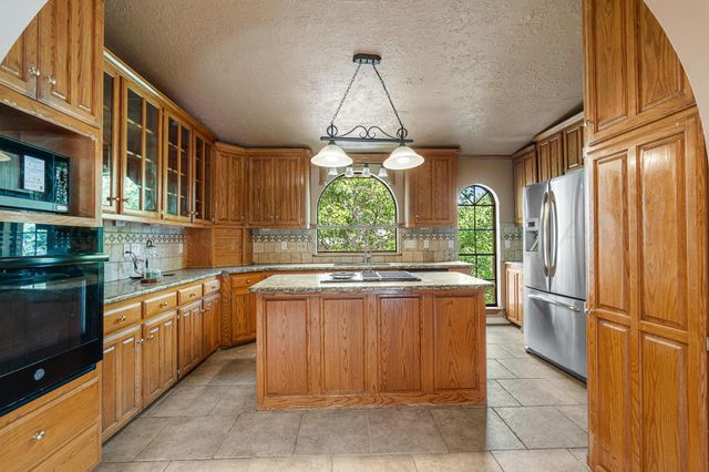 159 S SHORE Drive, Amarillo, TX 79118