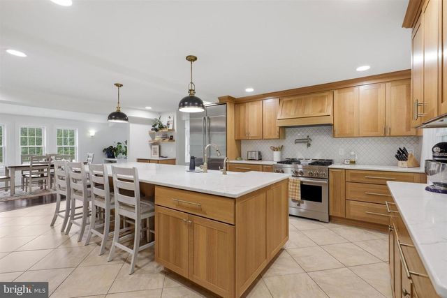2197 LANTERN LN, Lafayette Hill, PA 19444
