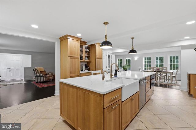 2197 LANTERN LN, Lafayette Hill, PA 19444