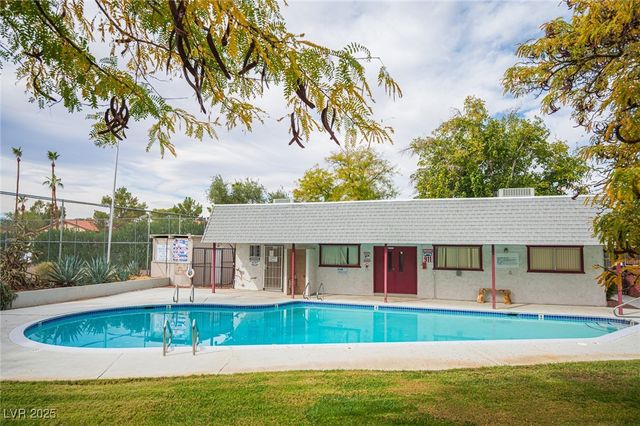 169 Pecos Way, Las Vegas, NV 89121