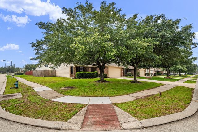 11338 Moonlight Ridge Drive, Humble, TX 77396