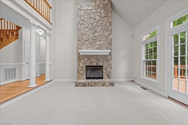 11192 Olde Towne PL, Smithfield, VA 23430