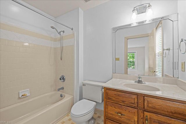 11192 Olde Towne PL, Smithfield, VA 23430
