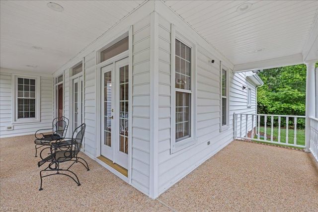 11192 Olde Towne PL, Smithfield, VA 23430