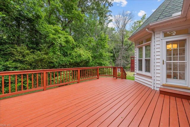 11192 Olde Towne PL, Smithfield, VA 23430