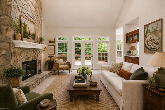 11192 Olde Towne PL, Smithfield, VA 23430
