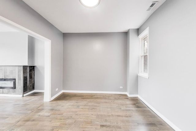 4330 S Langley Avenue, Chicago, IL 60653