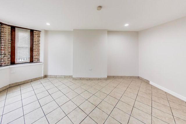 4330 S Langley Avenue, Chicago, IL 60653