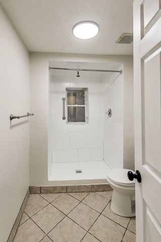 4330 S Langley Avenue, Chicago, IL 60653