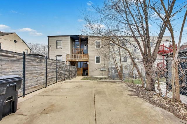 4330 S Langley Avenue, Chicago, IL 60653