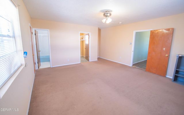 6613 Sambrano Avenue, El Paso, TX 79905