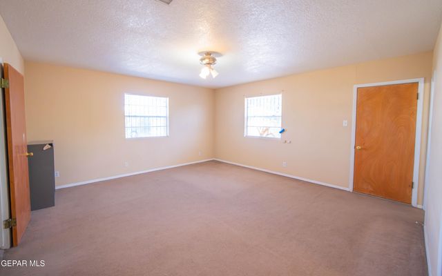 6613 Sambrano Avenue, El Paso, TX 79905
