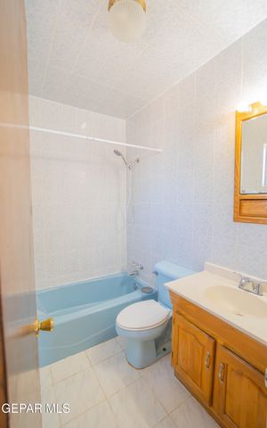 6613 Sambrano Avenue, El Paso, TX 79905