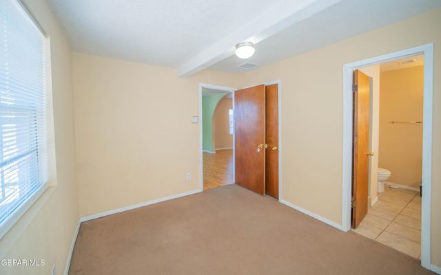 6613 Sambrano Avenue, El Paso, TX 79905