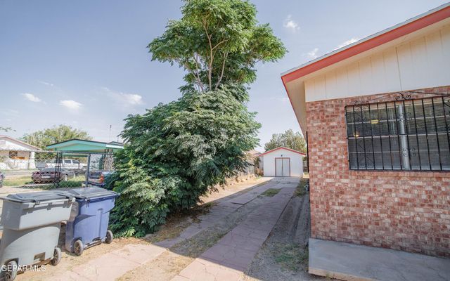6613 Sambrano Avenue, El Paso, TX 79905