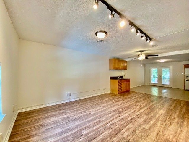 2125 Forest Oaks Drive, Dallas, TX 75228