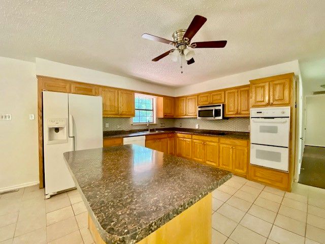 2125 Forest Oaks Drive, Dallas, TX 75228