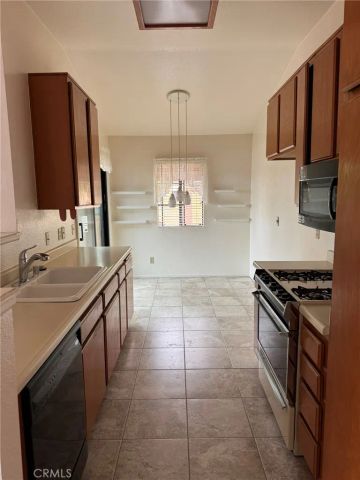 3547 W Greentree F, Anaheim, CA 92804