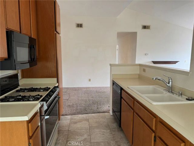 3547 W Greentree F, Anaheim, CA 92804