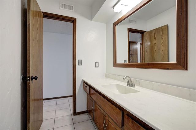2436 SW 99th Street, Oklahoma City, OK 73159