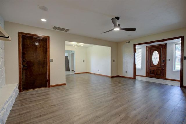 2436 SW 99th Street, Oklahoma City, OK 73159