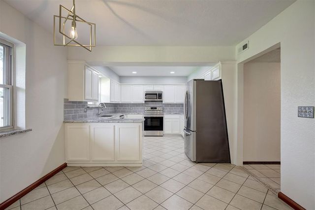 2436 SW 99th Street, Oklahoma City, OK 73159