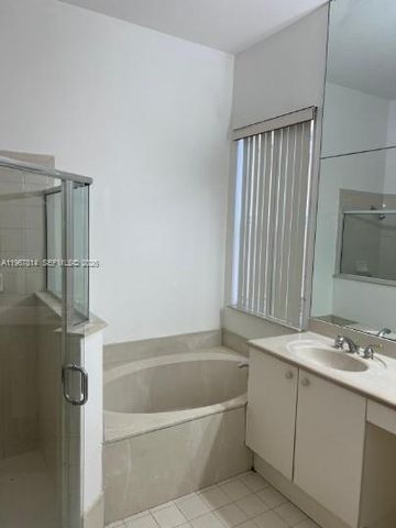 1974 NE 3rd Ct 1974, Homestead, FL 33033