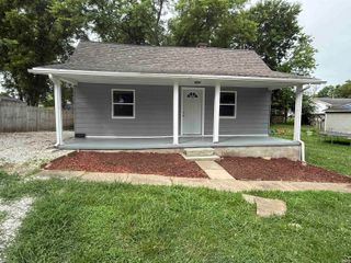 409 N 11th Street, Petersburg, IN 47567