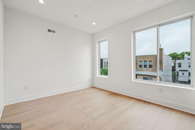 1411 S NAPA ST, Philadelphia, PA 19146