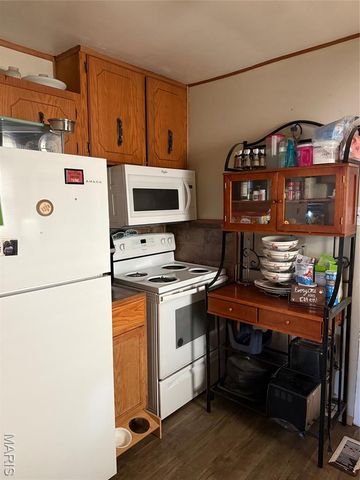 839 E Kathleen Street, Sikeston, MO 63801