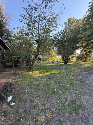 839 E Kathleen Street, Sikeston, MO 63801