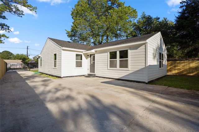 7810 Appleton Street, Houston, TX 77022