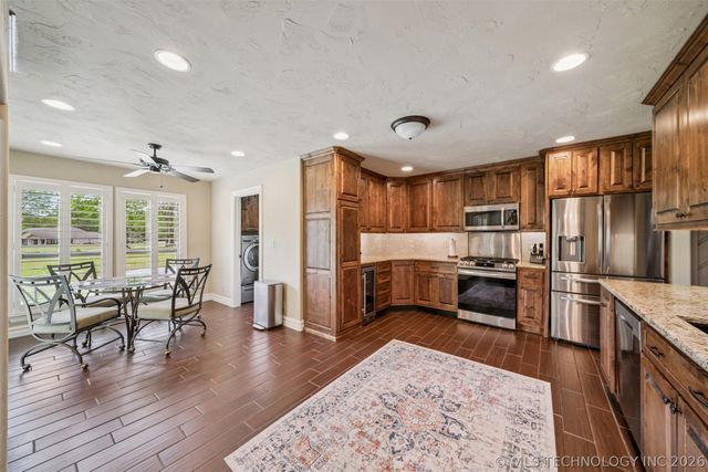 421 Timbercrest Road, Catoosa, OK 74015