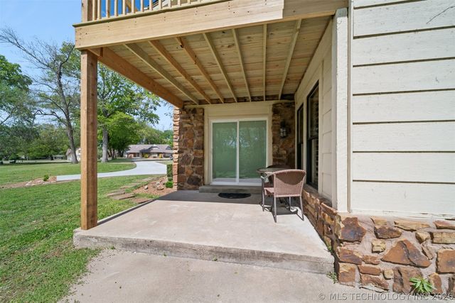 421 Timbercrest Road, Catoosa, OK 74015