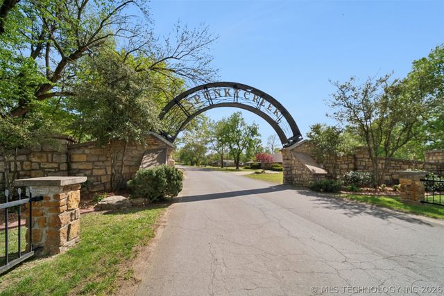 421 Timbercrest Road, Catoosa, OK 74015